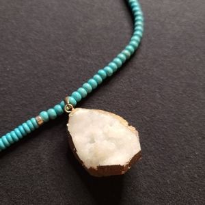 Turquoise necklace with white crystal